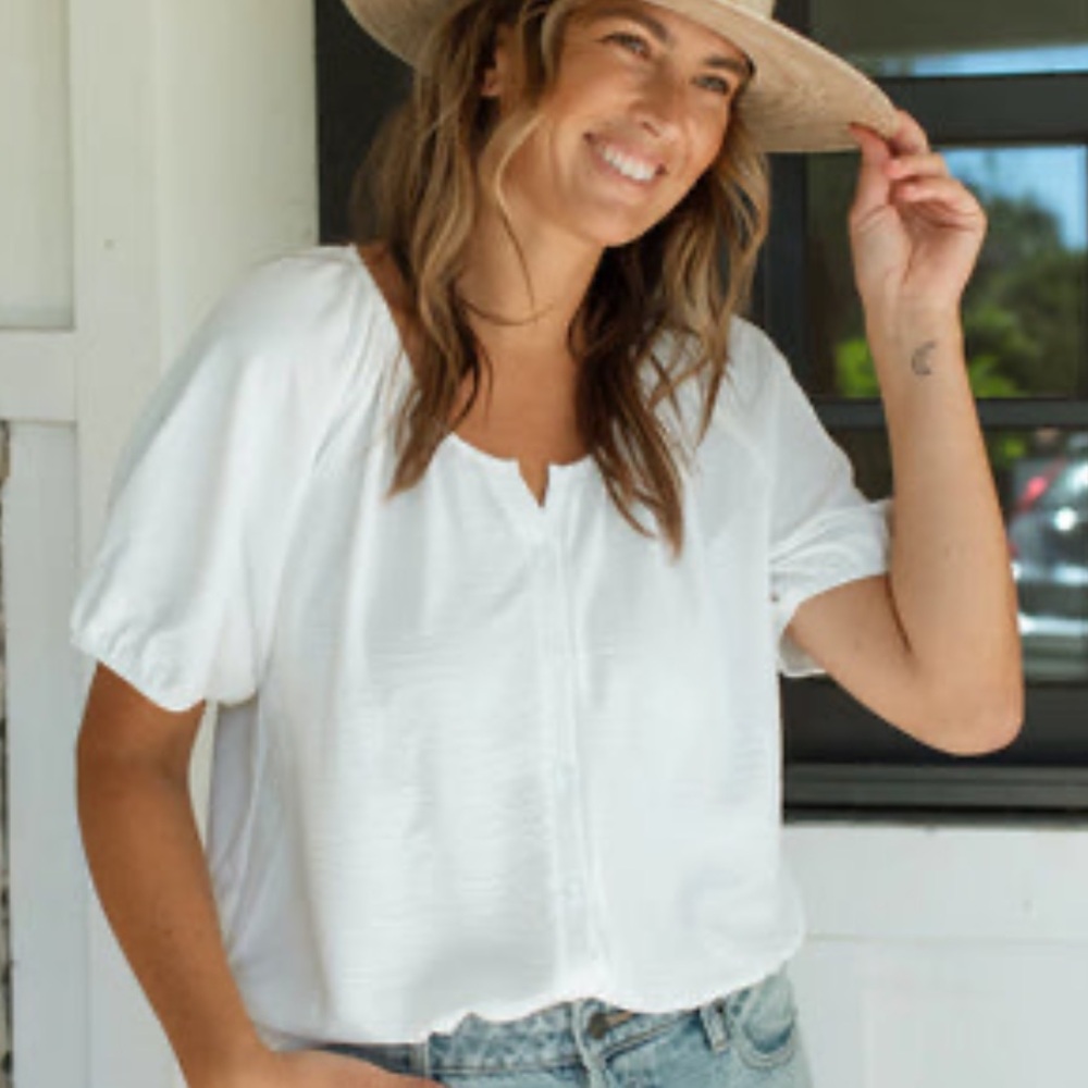 Carly Jean Los Angeles Callie Blouse